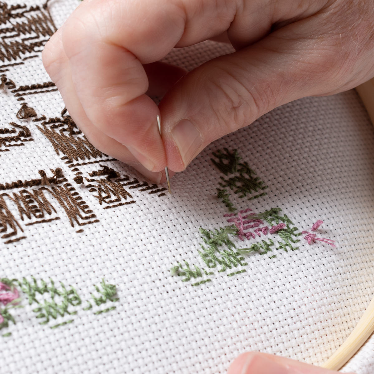 How to stitch easy with embroidery